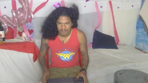 i am D.L online show from February 15, 5:50 pm