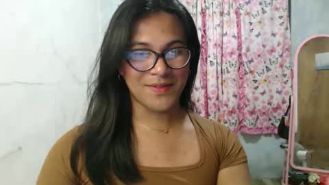 Ellez online show from March 14, 9:31 pm