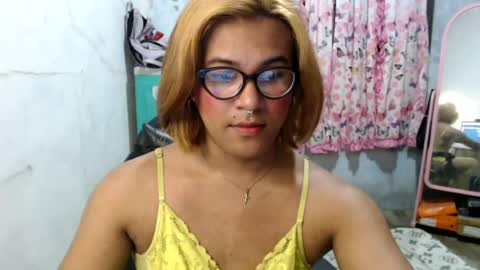 Ellez online show from July 15, 6:57 pm