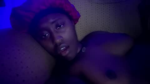 Snapshot of blackprincessstacy chatting on April 21, 2:51 am ask mme later online show from April 21, 2:51 am