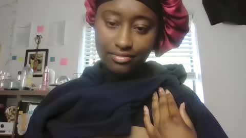 Snapshot of blackprincessstacy chatting on April 22, 10:11 pm ask mme later online show from April 22, 10:11 pm