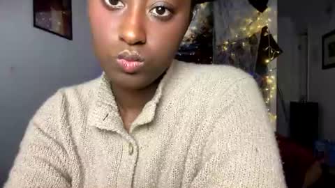 Snapshot of blackprincessstacy chatting on June 22, 4:31 am ask mme later online show from June 22, 4:31 am