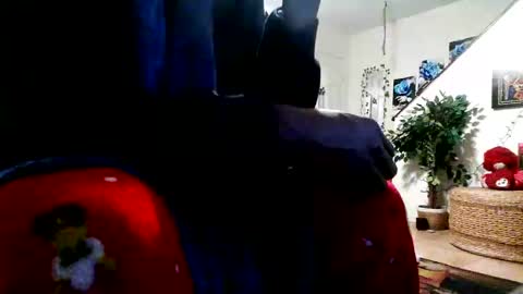 Snapshot of blackriches96 chatting on March 12, 12:55 pm blackriches96 online show from March 12, 12:55 pm