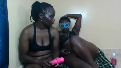 Snapshot of blacks_nastay chatting on October 10, 9:58 pm blacks_nastay online show from October 10, 9:58 pm