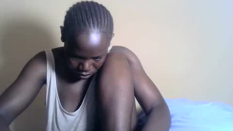 Snapshot of blacksexygal chatting on January 30, 10:19 am SARAH online show from January 30, 10:19 am