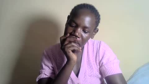 Snapshot of blacksexygal chatting on February 4, 6:38 pm SARAH online show from February 4, 6:38 pm