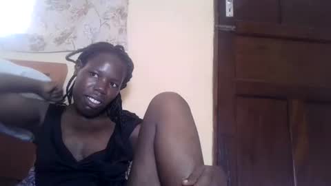 Snapshot of blacksexygal chatting on March 12, 8:51 am SARAH online show from March 12, 8:51 am