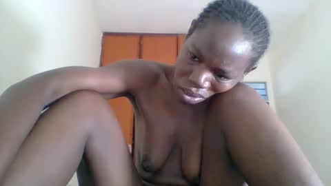 Snapshot of blacksexygal chatting on September 11, 12:49 pm SARAH online show from September 11, 12:49 pm
