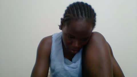 Snapshot of blacksexygal chatting on September 18, 7:21 am SARAH online show from September 18, 7:21 am