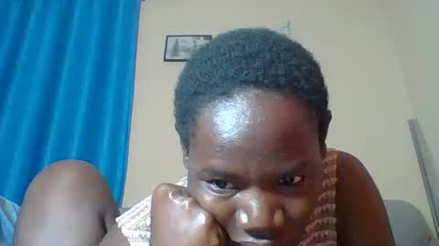 Snapshot of blacksexygal chatting on July 30, 7:46 pm SARAH online show from July 30, 7:46 pm
