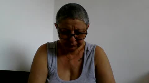 Snapshot of blackwidow05 chatting on June 17, 9:45 am Black Widow online show from June 17, 9:45 am