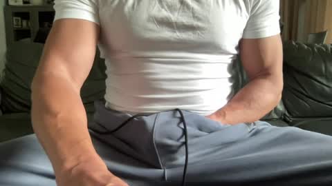 Snapshot of blacky290 chatting on July 24, 6:55 am blacky290 online show from July 24, 6:55 am