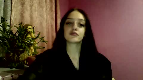 Ivy online show from December 11, 6:31 pm