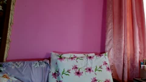 Snapshot of blacky_berry chatting on July 7, 7:34 am Ivy online show from July 7, 7:34 am