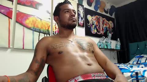 Snapshot of blade_foxx chatting on December 11, 6:04 am Richard online show from December 11, 6:04 am