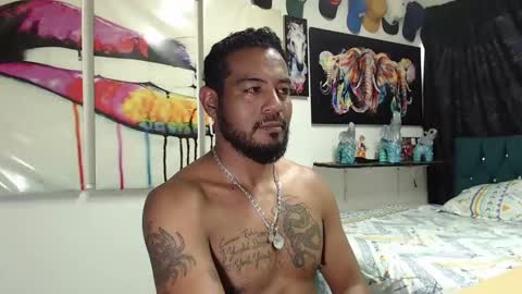 Snapshot of blade_foxx chatting on January 17, 9:39 pm Richard online show from January 17, 9:39 pm