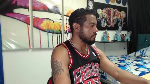 Snapshot of blade_foxx chatting on January 23, 3:05 am Richard online show from January 23, 3:05 am