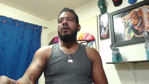 Snapshot of blade_foxx chatting on February 27, 5:13 am Richard online show from February 27, 5:13 am