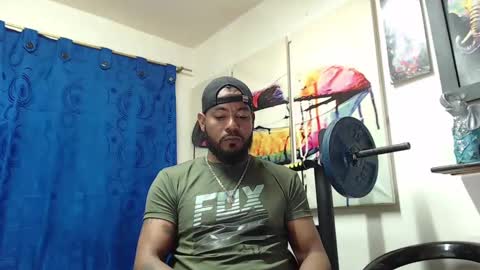 Snapshot of blade_foxx chatting on March 10, 7:18 pm Richard online show from March 10, 7:18 pm