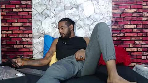 Snapshot of blade_foxx chatting on February 10, 2:48 am Richard online show from February 10, 2:48 am