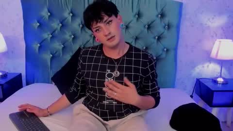 Snapshot of bladeenzo chatting on February 18, 3:02 am blade online show from February 18, 3:02 am