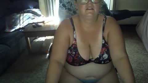 Snapshot of bladesizzo3111 chatting on September 18, 6:54 pm bladesizzo3111 online show from September 18, 6:54 pm