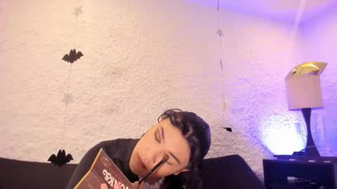 Blaer Shadow  online show from October 21, 8:09 pm