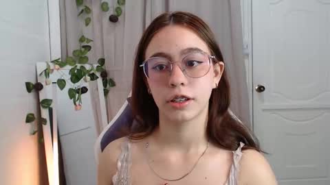   online show from November 12, 1:33 pm