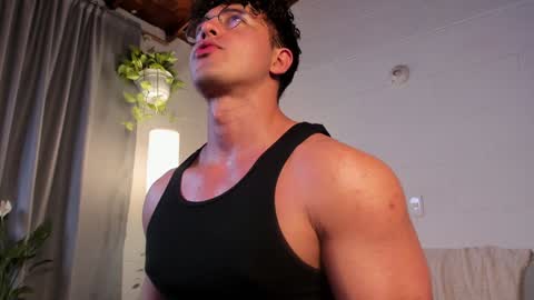 Snapshot of blake_levi chatting on January 27, 1:05 am Blake Levi Independent Model online show from January 27, 1:05 am