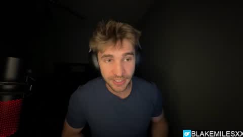Snapshot of blakemiles2 chatting on July 11, 4:26 am Blake Miles online show from July 11, 4:26 am