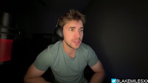 Snapshot of blakemiles2 chatting on July 16, 3:01 am Blake Miles online show from July 16, 3:01 am