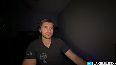 Snapshot of blakemiles2 chatting on August 1, 3:17 am Blake Miles online show from August 1, 3:17 am