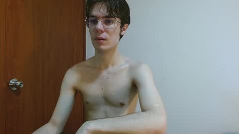 Snapshot of blakeshatter chatting on December 9, 5:19 pm blakeshatter online show from December 9, 5:19 pm