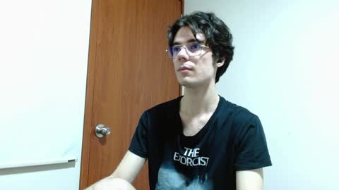 Snapshot of blakeshatter chatting on January 5, 9:14 pm blakeshatter online show from January 5, 9:14 pm