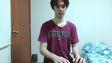 Snapshot of blakeshatter chatting on January 7, 3:54 pm blakeshatter online show from January 7, 3:54 pm