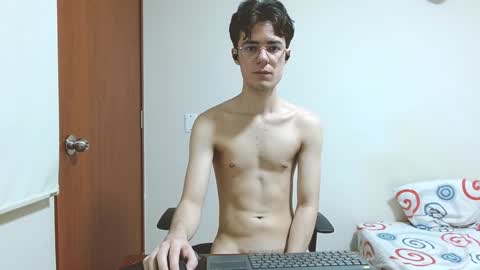 Snapshot of blakeshatter chatting on January 11, 6:12 pm blakeshatter online show from January 11, 6:12 pm