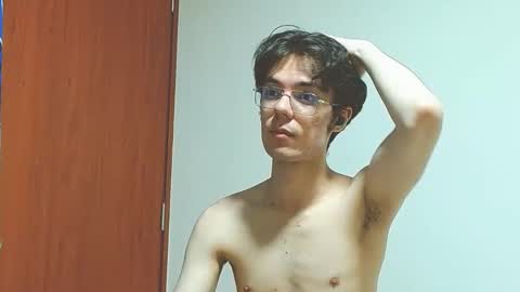 Snapshot of blakeshatter chatting on March 3, 3:30 am blakeshatter online show from March 3, 3:30 am