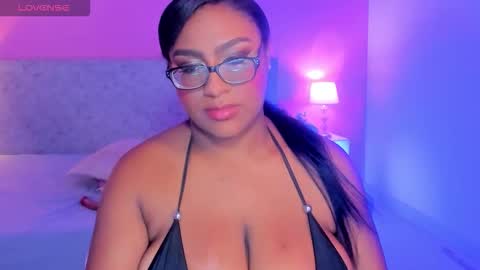 Blak Miller Gilson online show from November 1, 10:01 pm