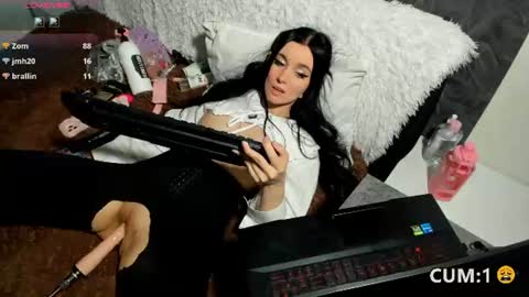 Snapshot of blancasuarez chatting on June 21, 12:13 am MY VIDEOS THAT WILL MAKE YOU CUM - online show from June 21, 12:13 am