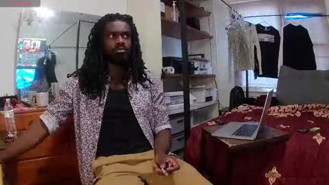 Snapshot of blaqjay chatting on February 25, 10:19 pm BlaqJay online show from February 25, 10:19 pm