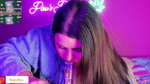 Pau online show from December 23, 12:08 am