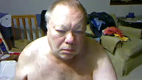 Snapshot of blemon32 chatting on January 4, 2:03 am Bob online show from January 4, 2:03 am