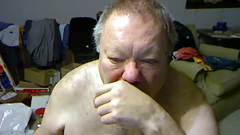 Snapshot of blemon32 chatting on January 21, 1:43 pm Bob online show from January 21, 1:43 pm