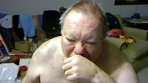 Snapshot of blemon32 chatting on January 27, 12:48 pm Bob online show from January 27, 12:48 pm