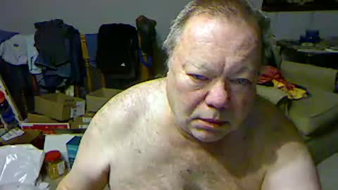 Snapshot of blemon32 chatting on February 3, 1:19 pm Bob online show from February 3, 1:19 pm