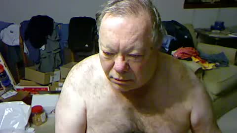 Snapshot of blemon32 chatting on February 16, 12:21 pm Bob online show from February 16, 12:21 pm