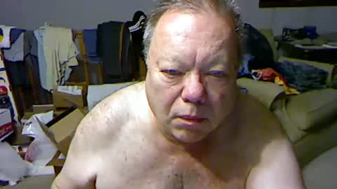 Snapshot of blemon32 chatting on September 13, 11:43 am Bob online show from September 13, 11:43 am