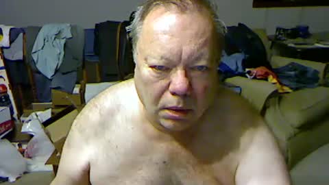 Snapshot of blemon32 chatting on September 25, 11:36 am Bob online show from September 25, 11:36 am