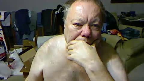Snapshot of blemon32 chatting on September 27, 10:20 am Bob online show from September 27, 10:20 am