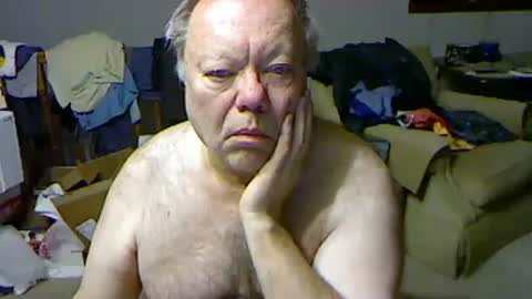 Snapshot of blemon32 chatting on October 11, 10:47 am Bob online show from October 11, 10:47 am